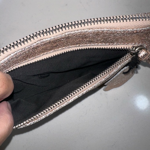 margot Genuine Leather Rose Gold Credit Card Holder - Picture 7 of 7